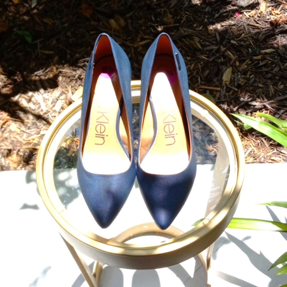 Calvin Klein Navy Blue Pumps